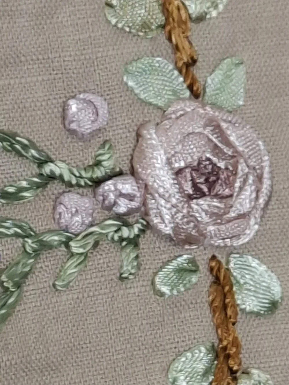 April Cornell Linen Table Runner Embroidery